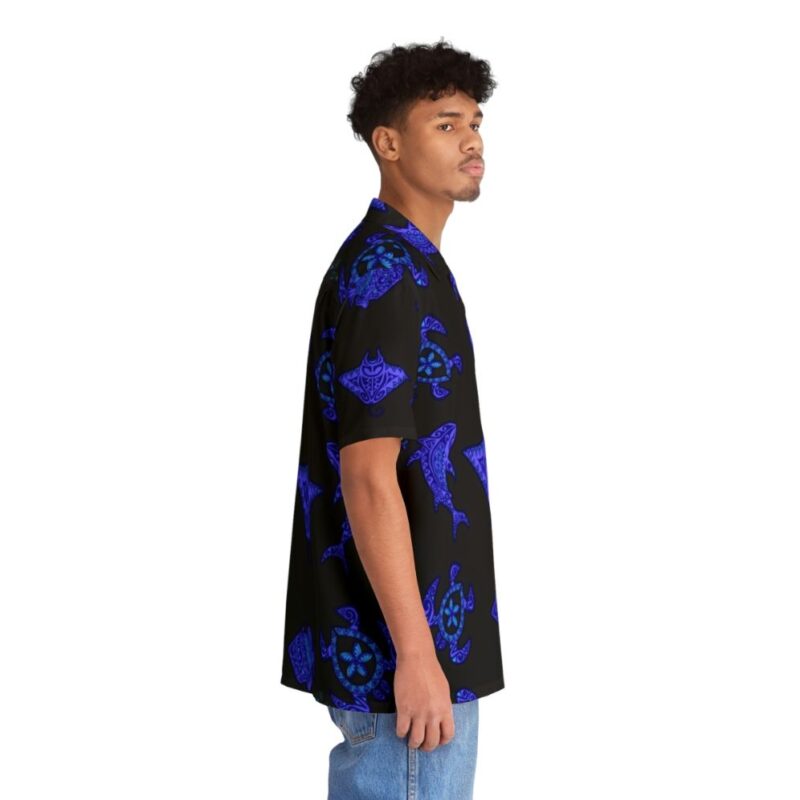 Tropical Hawaiian wildlife Hawaiian shirt with sea turtles, sharks, and fish - People Pight